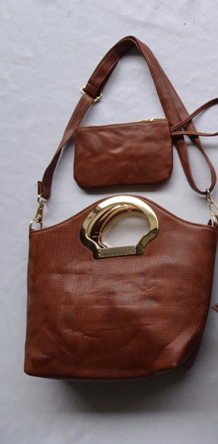 BOLSITO MANOS LIBRE PEQUE&Ntilde;O CON CARTERA Varios Colores